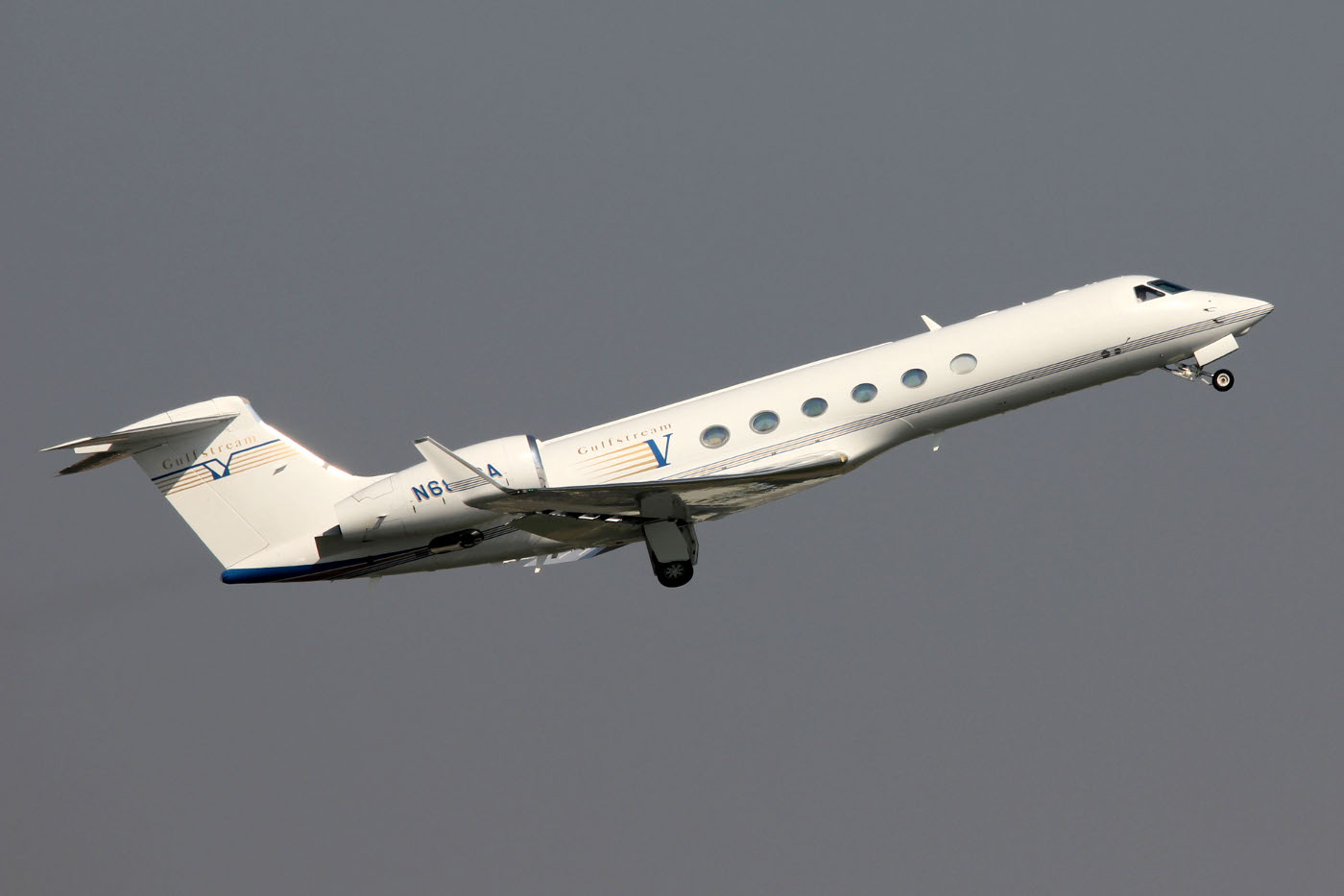 Gulfstream 5