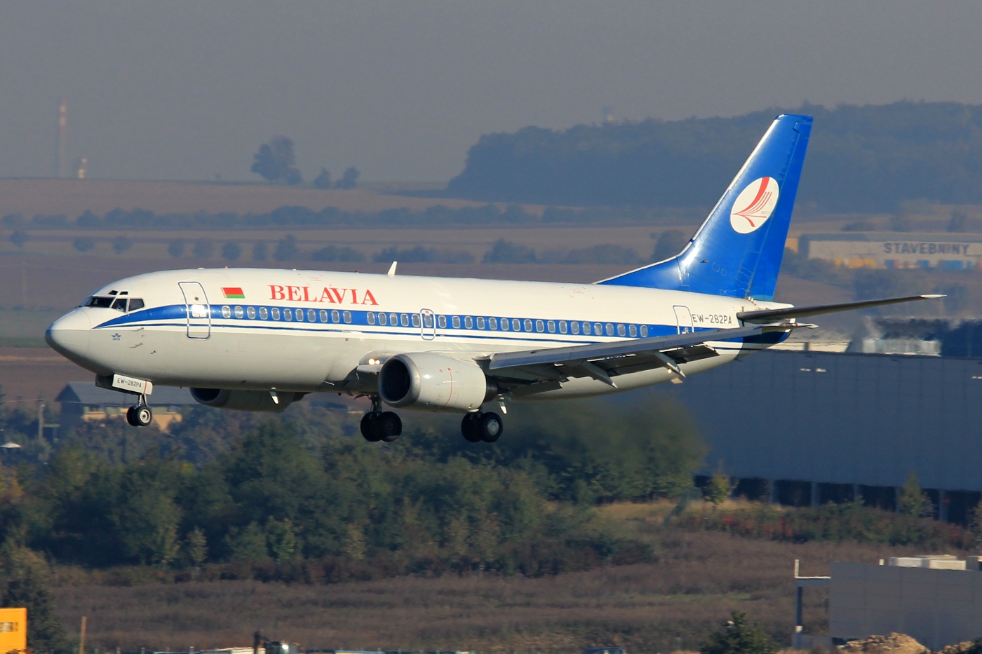 B737-3Q8  Belavia