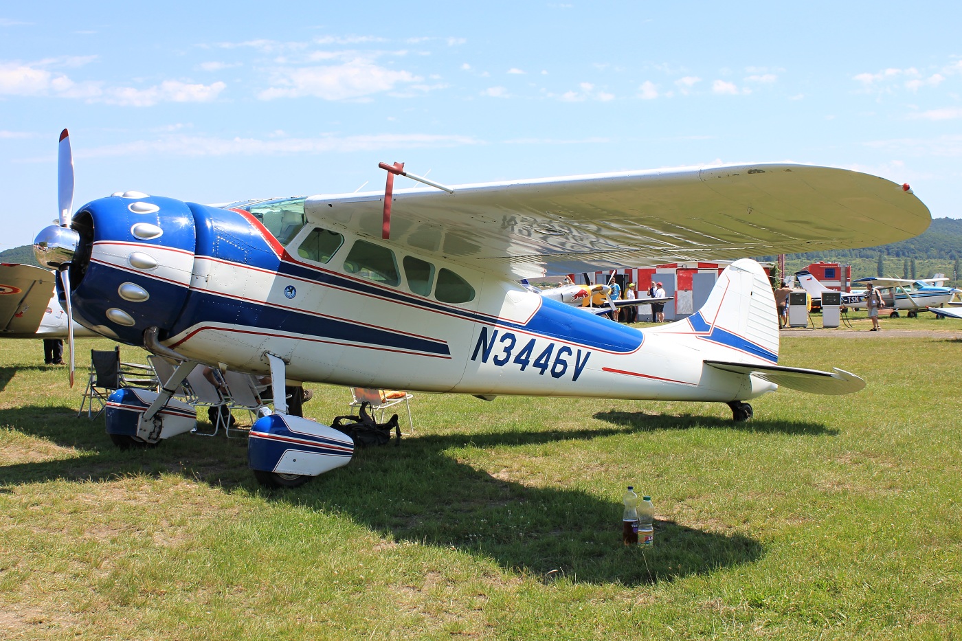 Cessna 195A