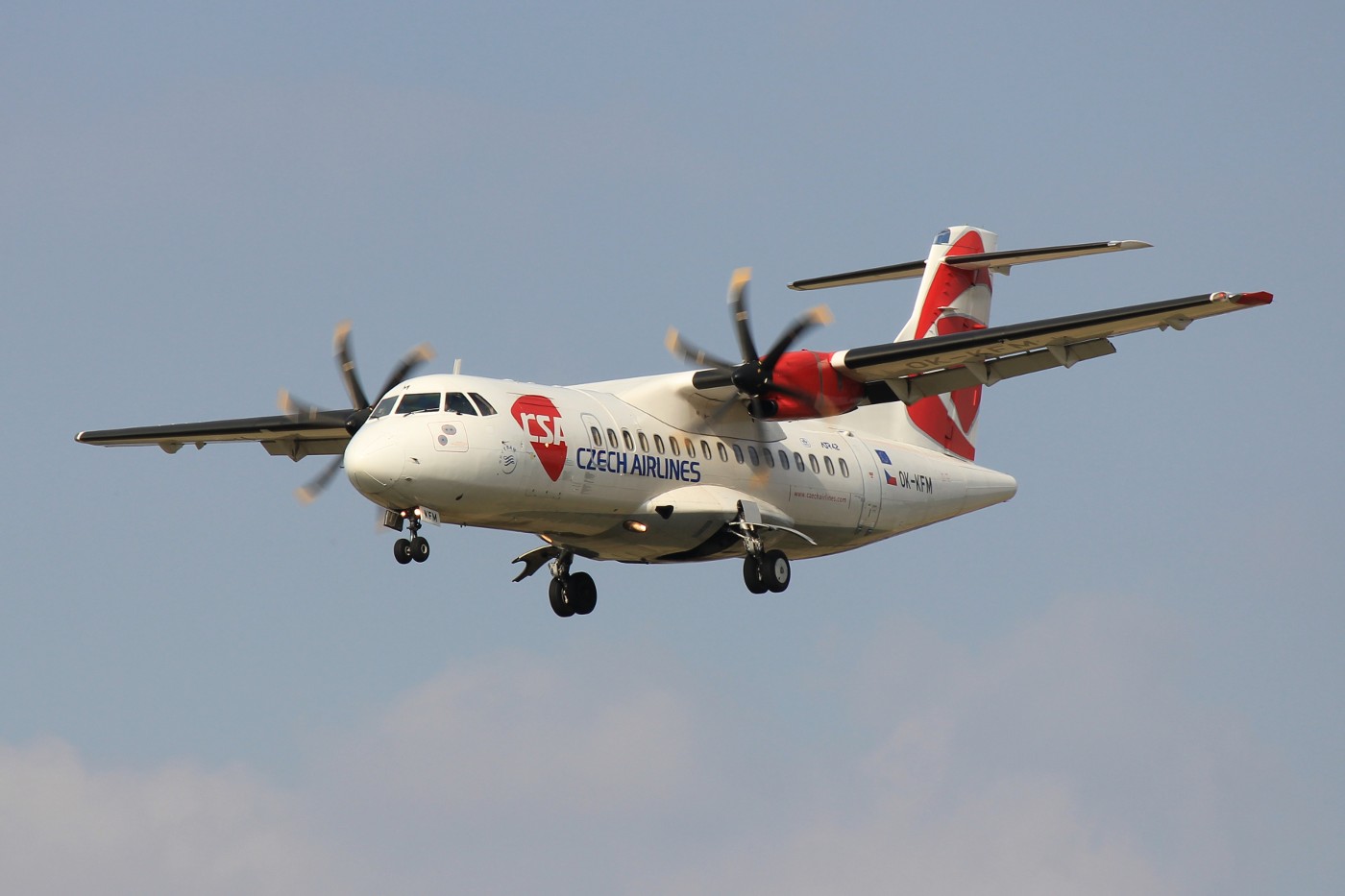 ATR42-500 (OK-KFM)